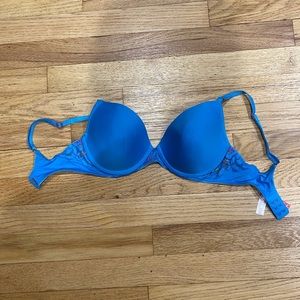 Josie 32D Padded Bar